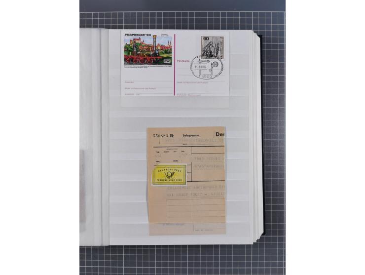 1900/50, Grosses Albummit Briefen/Karten/Dokumenten ab Bayern, dabei Arbeitsbuch 1934-46, Gewerkschaftsausweis, dazu 36 K.u.K