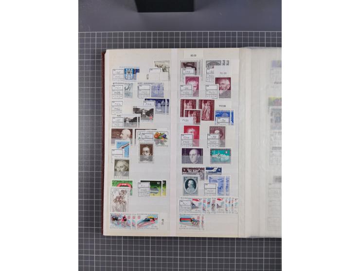 1872/2007 (ca.), meist ungebrauchte/postfrische Sammlungspartie mit vielen besseren Sätzen und Ausgaben, dabei Blitz/Maske, W