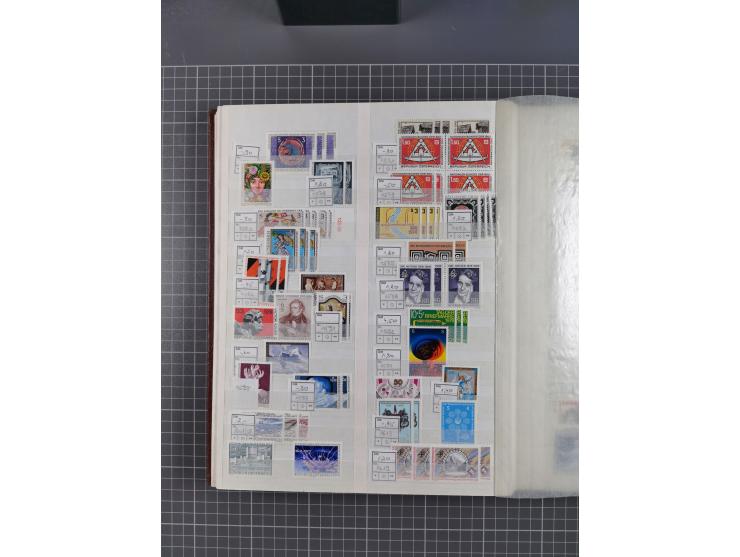 1872/2007 (ca.), meist ungebrauchte/postfrische Sammlungspartie mit vielen besseren Sätzen und Ausgaben, dabei Blitz/Maske, W