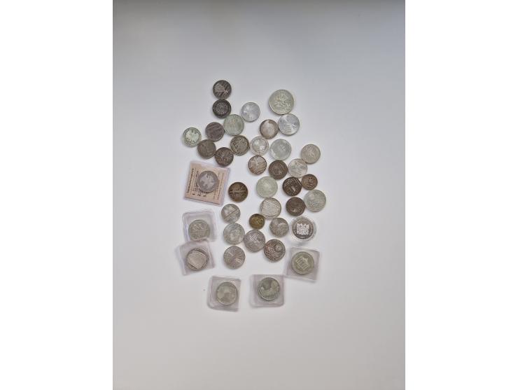 reichhaltige Sammlung Silbermünzen, dabei viel 5 DM und 10 DM Silber sowie Olympiade 1988 mit u.a. Jamaica 100 Dollar, Feinge