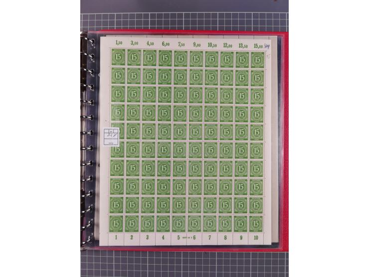 1946/63, 32 meist postfrische Bogen, dabei Allii. Besetzung Mi.-Nr. &nbsp;911 DZ F und 918 DZ F, sowie DDR