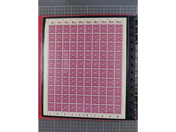 1946/63, 32 meist postfrische Bogen, dabei Allii. Besetzung Mi.-Nr. &nbsp;911 DZ F und 918 DZ F, sowie DDR