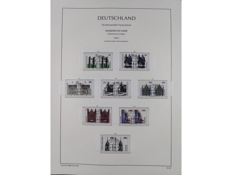 1951/2020, je postfrische und gestempelte Sammlung “waagerechte Paare”, dabei u.a. Posthornsatz postfrisch (20 Pfg. kleine gu