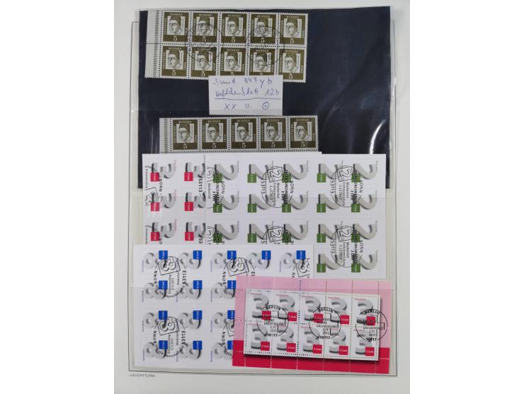 1951/2020, je postfrische und gestempelte Sammlung “waagerechte Paare”, dabei u.a. Posthornsatz postfrisch (20 Pfg. kleine gu