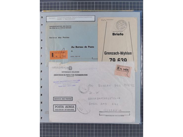 BASEL BADISCHER BAHNHOF: 1852/1970 (ca.), meist ausstellungsmäßig aufgezogene Sammlung auf über 50 Blättern, dabei frühe Reis