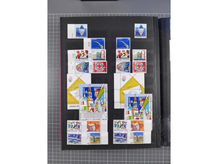 1978/2017, in den Hauptnummern je postfrische und gestempelte komplette Sammlung, Frankaturwert ca. 1600 CHF, in drei Alben