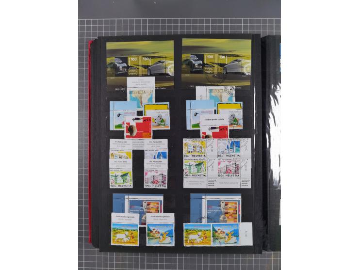 1978/2017, in den Hauptnummern je postfrische und gestempelte komplette Sammlung, Frankaturwert ca. 1600 CHF, in drei Alben