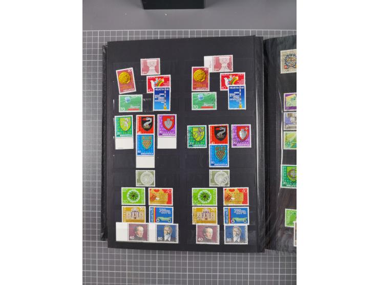 1978/2017, in den Hauptnummern je postfrische und gestempelte komplette Sammlung, Frankaturwert ca. 1600 CHF, in drei Alben