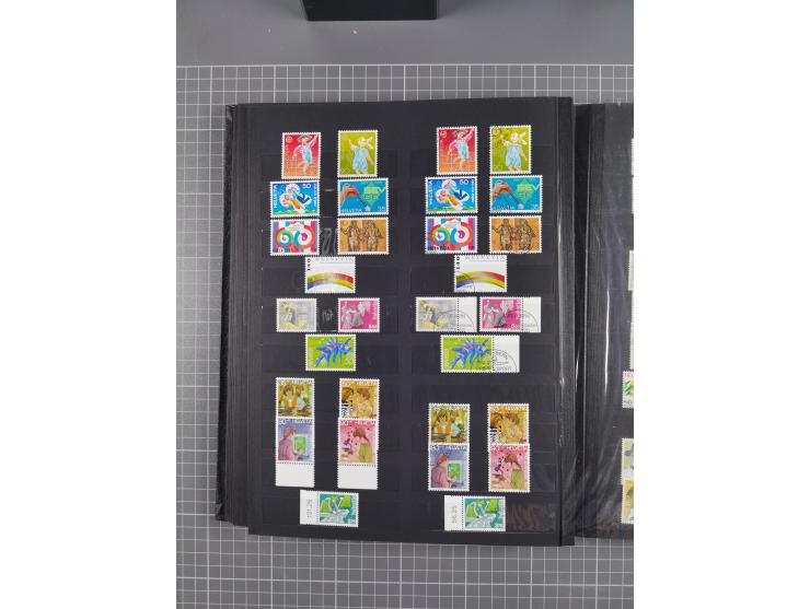 1978/2017, in den Hauptnummern je postfrische und gestempelte komplette Sammlung, Frankaturwert ca. 1600 CHF, in drei Alben