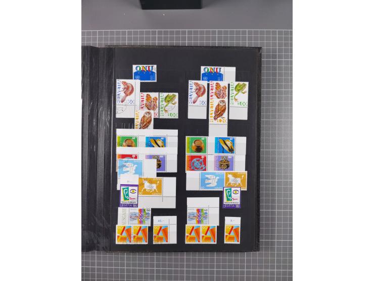 1978/2017, in den Hauptnummern je postfrische und gestempelte komplette Sammlung, Frankaturwert ca. 1600 CHF, in drei Alben