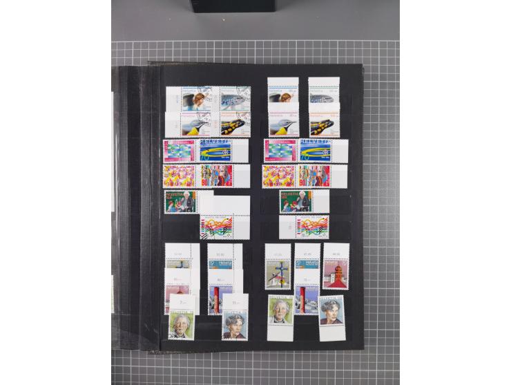 1978/2017, in den Hauptnummern je postfrische und gestempelte komplette Sammlung, Frankaturwert ca. 1600 CHF, in drei Alben