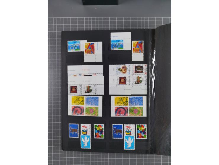 1978/2017, in den Hauptnummern je postfrische und gestempelte komplette Sammlung, Frankaturwert ca. 1600 CHF, in drei Alben