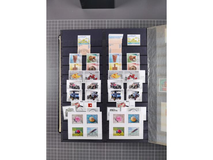 1978/2017, in den Hauptnummern je postfrische und gestempelte komplette Sammlung, Frankaturwert ca. 1600 CHF, in drei Alben