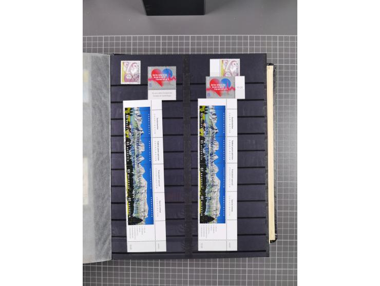 1978/2017, in den Hauptnummern je postfrische und gestempelte komplette Sammlung, Frankaturwert ca. 1600 CHF, in drei Alben