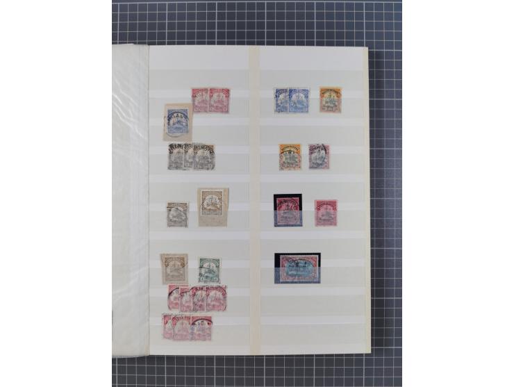 1880/1940 (ca.), interessante Partie in 6 Steckbüchern, dabei u.a. Kolonien sowie schöner Teil Infla mit vielen guten signier