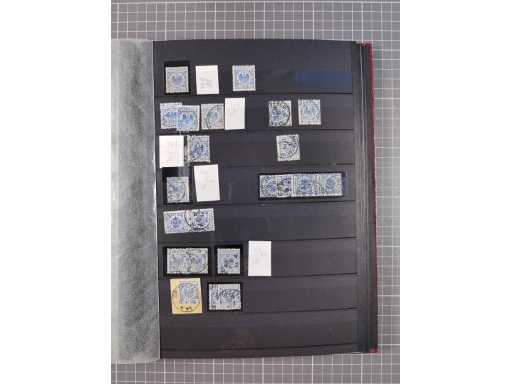 1880/1940 (ca.), interessante Partie in 6 Steckbüchern, dabei u.a. Kolonien sowie schöner Teil Infla mit vielen guten signier
