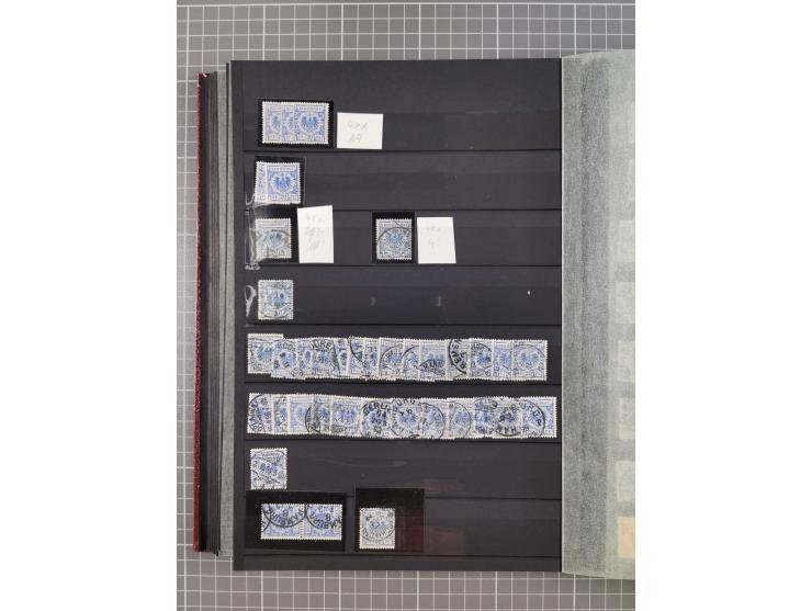 1880/1940 (ca.), interessante Partie in 6 Steckbüchern, dabei u.a. Kolonien sowie schöner Teil Infla mit vielen guten signier