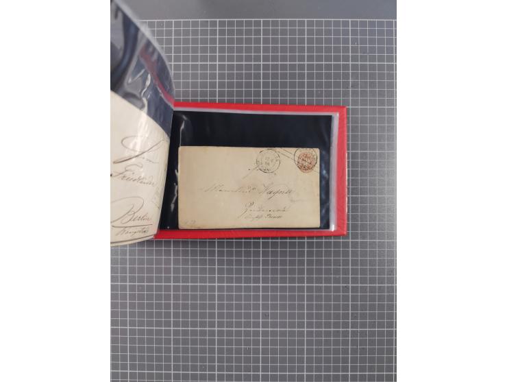 1850/67, kleiner Sammlungsbestand mit Marken, Briefstücken, Einheiten und rund 180 Briefen und Ganzsachen, dabei kleine Numme