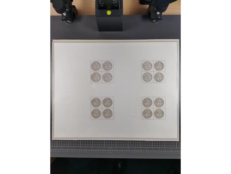 2011/20, postfrische Partie mit 10 unzerteilten Druckbogen “Tierkreiszeichen”, ferner ein Druckbogen aus Kanada Block Mi.-Nr.