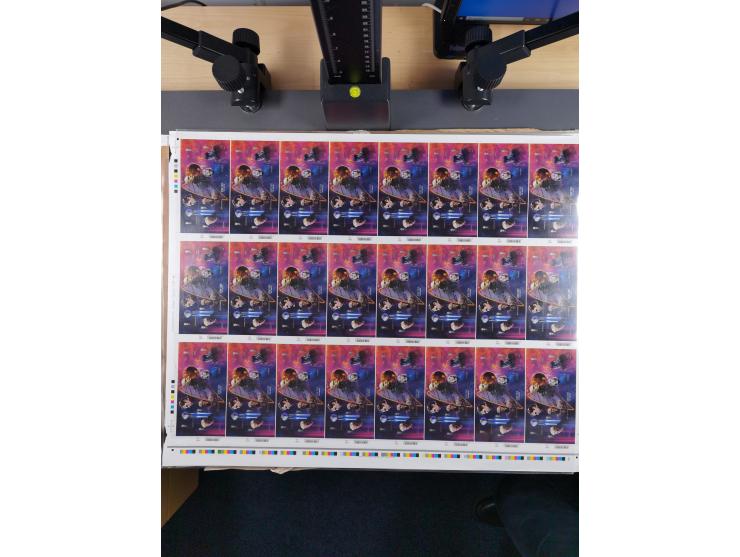 2000/20, 11 mint never hinged large printing panes or special souvenir sheets, each limited to only 200–5000 pieces, incl. e.