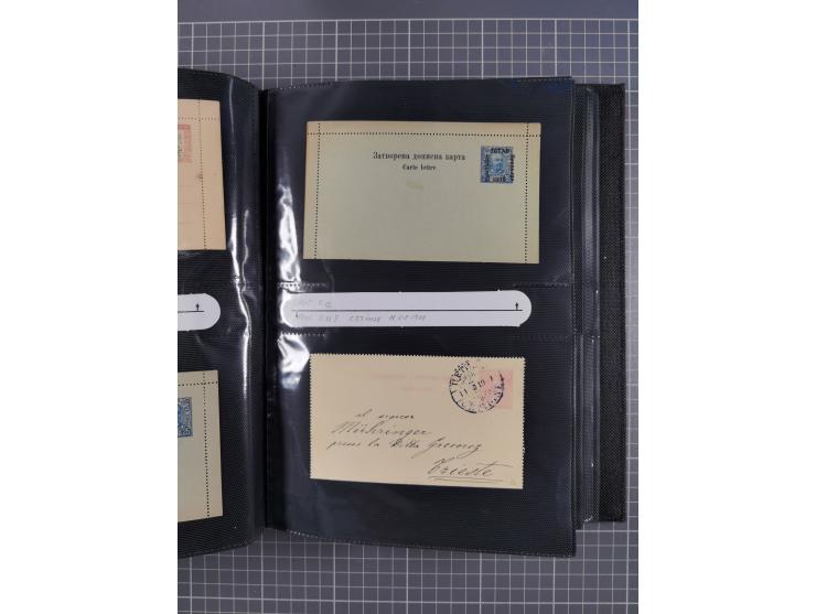 1888/1915, Ganzsachensammlung im Album in beiden Erhaltungen, meist verschiedene mit Antwortkarten, Streifbändern, Umschlägen