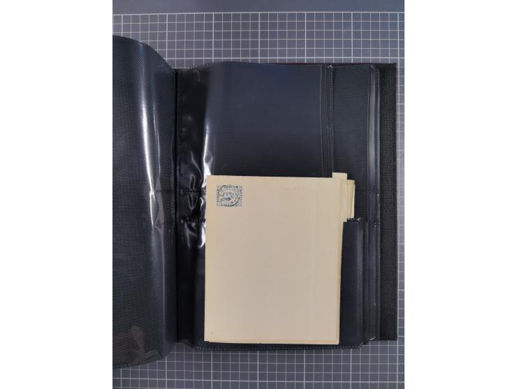 1888/1915, Ganzsachensammlung im Album in beiden Erhaltungen, meist verschiedene mit Antwortkarten, Streifbändern, Umschlägen