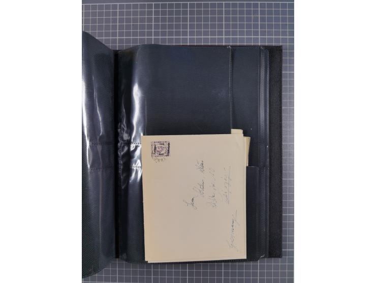 1888/1915, Ganzsachensammlung im Album in beiden Erhaltungen, meist verschiedene mit Antwortkarten, Streifbändern, Umschlägen