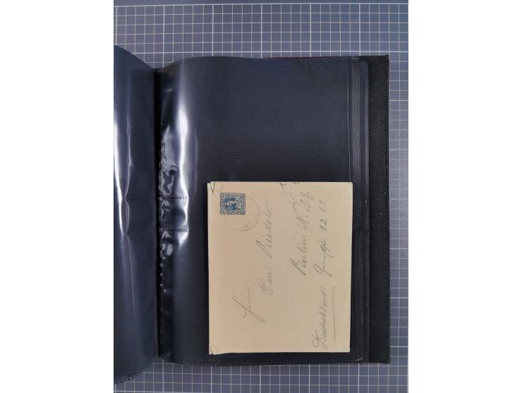 1888/1915, Ganzsachensammlung im Album in beiden Erhaltungen, meist verschiedene mit Antwortkarten, Streifbändern, Umschlägen
