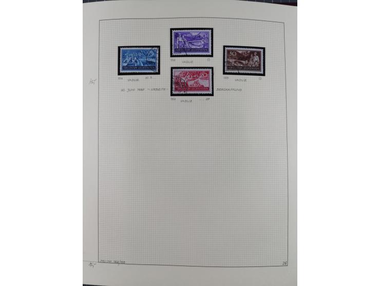 1856/1995, sehr umfangreiche Sammlung in 24 Bänden, dabei kleiner Teil Vor- und Mitläufer mit Belegen, Mi. 1-3 überkomplett u