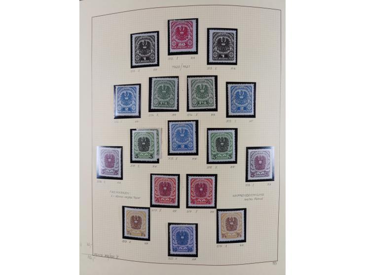1918/2005, postfrische, anfangs teils ungebrauchte, und gestempelte Sammlung in 44 Alben und 2 Mappen. Vieles in beiden Erhal