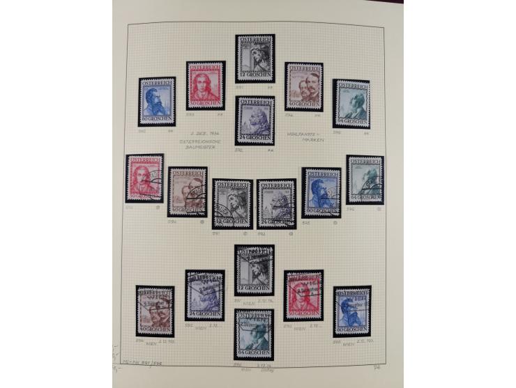 1918/2005, postfrische, anfangs teils ungebrauchte, und gestempelte Sammlung in 44 Alben und 2 Mappen. Vieles in beiden Erhal