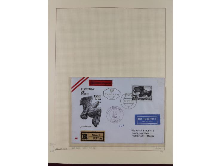 1918/2005, postfrische, anfangs teils ungebrauchte, und gestempelte Sammlung in 44 Alben und 2 Mappen. Vieles in beiden Erhal