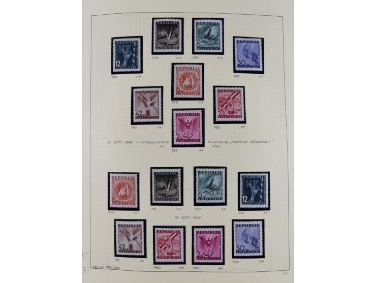 1918/2005, postfrische, anfangs teils ungebrauchte, und gestempelte Sammlung in 44 Alben und 2 Mappen. Vieles in beiden Erhal