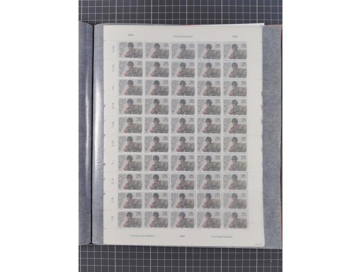 1926/2005, kleine Partie im Album und Mappe, dabei Bl. 1 und 19 auf Briefen, Pax (2) sowie postfrische Bogenware ex 1986-90.