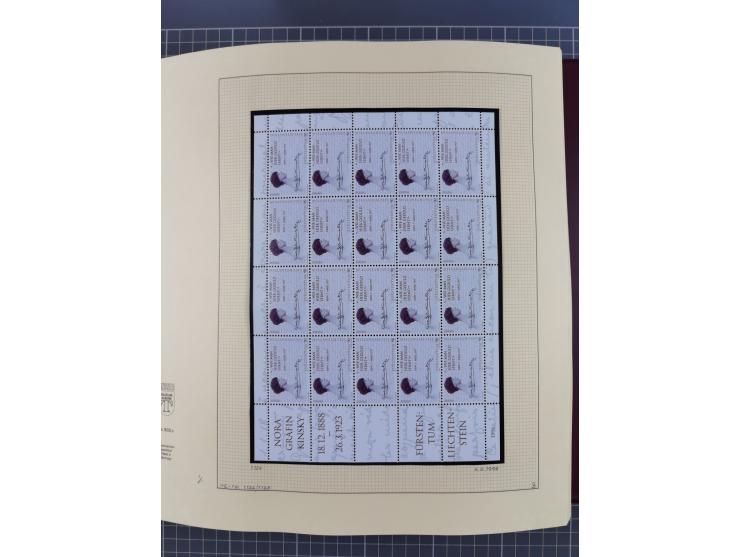 1996/2015, postfrische und gestempelte, in den Hauptnummern überkomplette Sammlung, in 18 Alben, fast alles in beiden Erhaltu