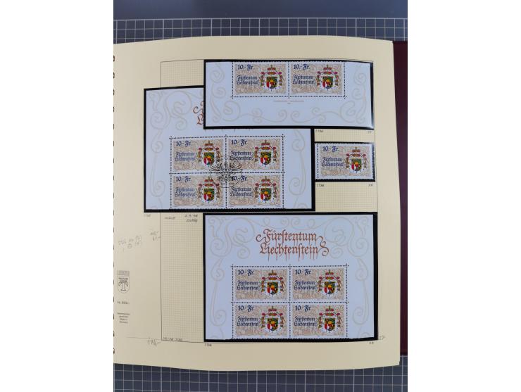 1996/2015, postfrische und gestempelte, in den Hauptnummern überkomplette Sammlung, in 18 Alben, fast alles in beiden Erhaltu