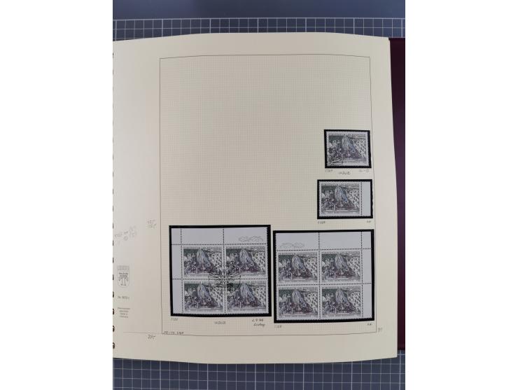 1996/2015, postfrische und gestempelte, in den Hauptnummern überkomplette Sammlung, in 18 Alben, fast alles in beiden Erhaltu