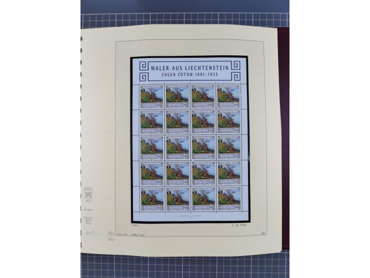 1996/2015, postfrische und gestempelte, in den Hauptnummern überkomplette Sammlung, in 18 Alben, fast alles in beiden Erhaltu