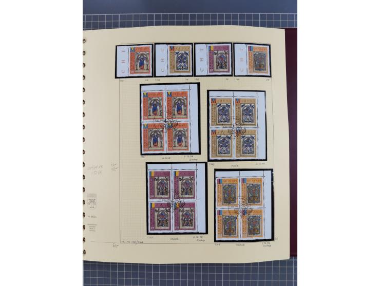 1996/2015, postfrische und gestempelte, in den Hauptnummern überkomplette Sammlung, in 18 Alben, fast alles in beiden Erhaltu