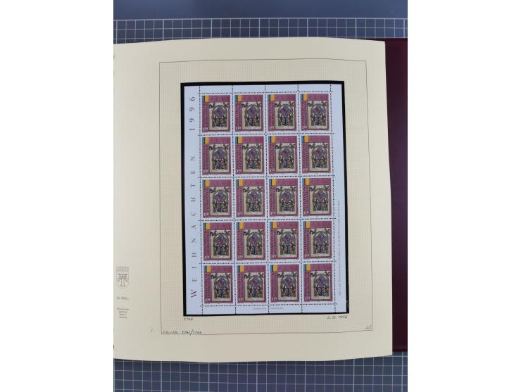 1996/2015, postfrische und gestempelte, in den Hauptnummern überkomplette Sammlung, in 18 Alben, fast alles in beiden Erhaltu