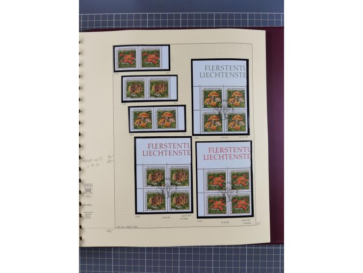 1996/2015, postfrische und gestempelte, in den Hauptnummern überkomplette Sammlung, in 18 Alben, fast alles in beiden Erhaltu