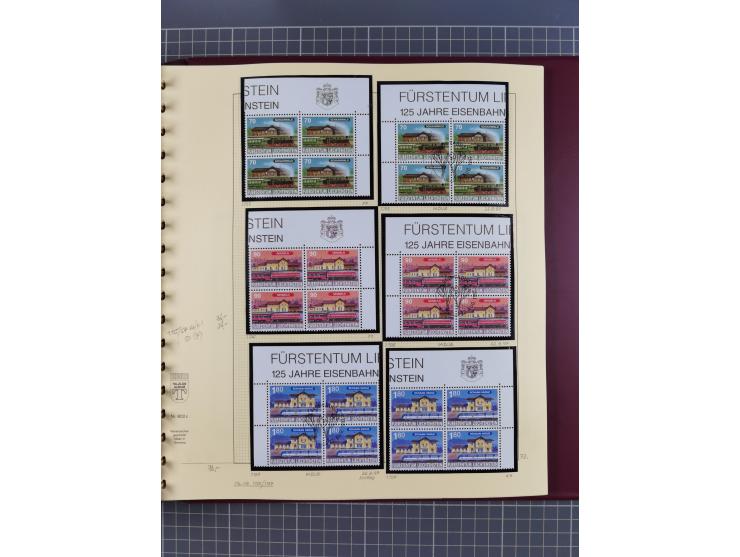 1996/2015, postfrische und gestempelte, in den Hauptnummern überkomplette Sammlung, in 18 Alben, fast alles in beiden Erhaltu