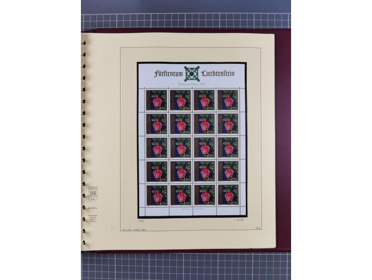 1996/2015, postfrische und gestempelte, in den Hauptnummern überkomplette Sammlung, in 18 Alben, fast alles in beiden Erhaltu