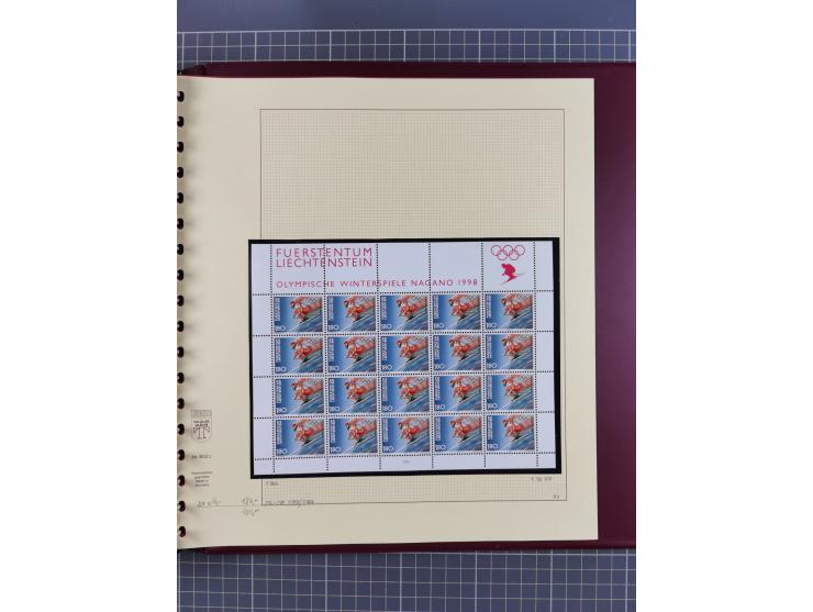 1996/2015, postfrische und gestempelte, in den Hauptnummern überkomplette Sammlung, in 18 Alben, fast alles in beiden Erhaltu