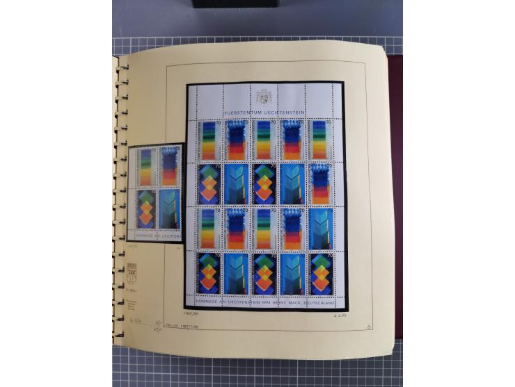 1996/2015, postfrische und gestempelte, in den Hauptnummern überkomplette Sammlung, in 18 Alben, fast alles in beiden Erhaltu