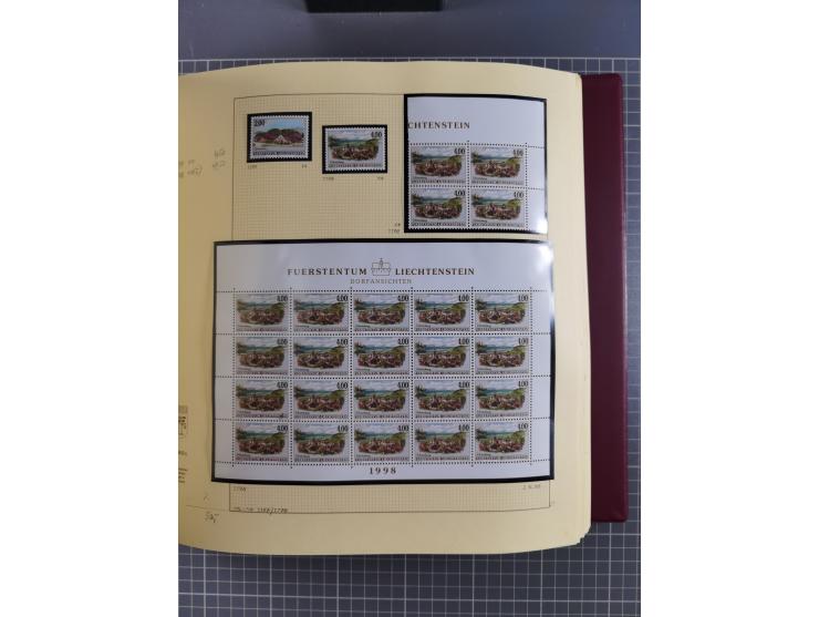 1996/2015, postfrische und gestempelte, in den Hauptnummern überkomplette Sammlung, in 18 Alben, fast alles in beiden Erhaltu