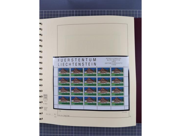 1996/2015, postfrische und gestempelte, in den Hauptnummern überkomplette Sammlung, in 18 Alben, fast alles in beiden Erhaltu