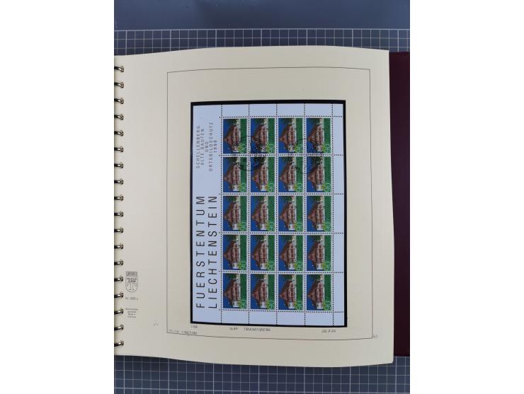 1996/2015, postfrische und gestempelte, in den Hauptnummern überkomplette Sammlung, in 18 Alben, fast alles in beiden Erhaltu