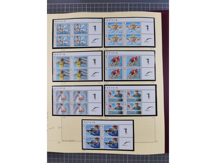 1996/2015, postfrische und gestempelte, in den Hauptnummern überkomplette Sammlung, in 18 Alben, fast alles in beiden Erhaltu