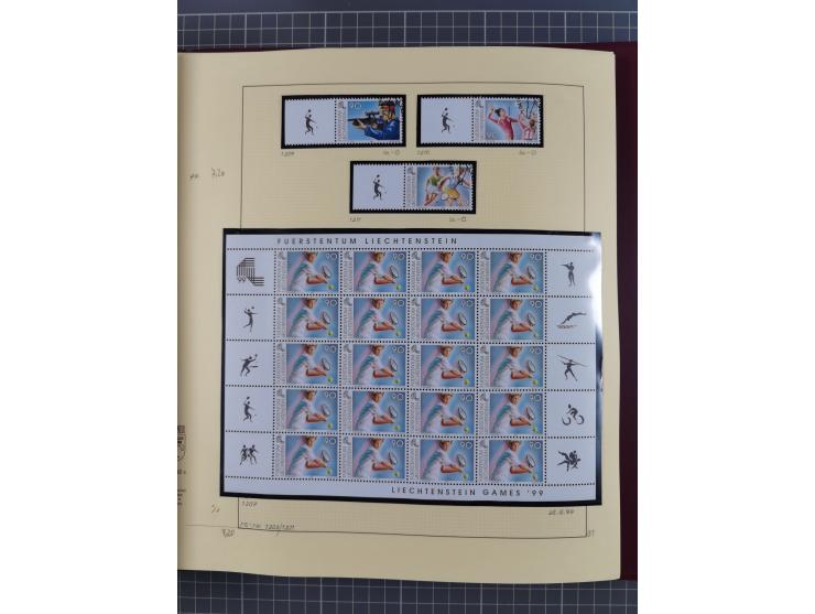 1996/2015, postfrische und gestempelte, in den Hauptnummern überkomplette Sammlung, in 18 Alben, fast alles in beiden Erhaltu